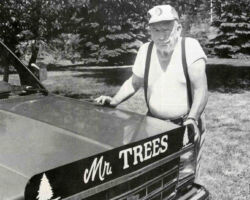 Leo Nickasch. Photo by Larry Van Goethem.