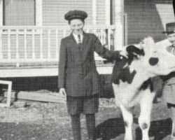 Gordon Bubolz was raised on a farm in Outagamie, WI surrounded by wildlife and natural spaces to explore. Here he learned the value of hard work and appreciation for natural resources. 1915. (Photo courtesy of Bubolz Family.)