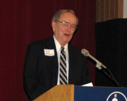 Russell W. Peterson speaking at his WCHF Induction Event. 2007. (Photo courtesy of Wisconsin Conservation Hall of Fame.)