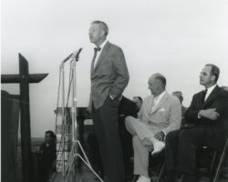 Stanton Mead speaking a the dedication of Mead Wildlife Refuge Area. 1959. (Courtesy of Wisconsin DNR.)